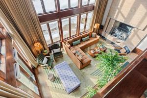 Abode on the Big Trail