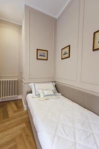 Marcora 6r luxury living apartment in Brera - 15min walk to Duomo