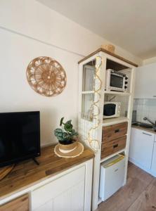 Charming studio for two with balcony in Antibes