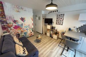 Peaceful stay with a view of the Ponant pond