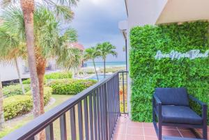 Breezy Beachside Views! Heated Pool & Pickleball!