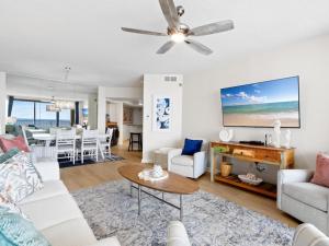 Windward Pointe Unit 1502