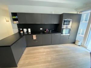 City chic living two bedroom apartment