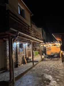 Mountain Whisper Guesthouse