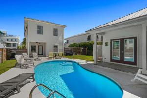 Destined to Be - Beach Cottage with Private Pool & Guest House