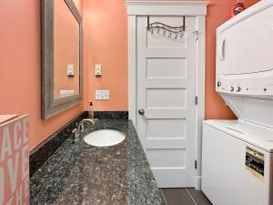 Seaglass Village 182 - Coral Retreat condo