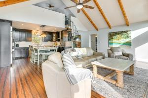 Boat Dock and Game Room Waterfront Lake Norman Gem