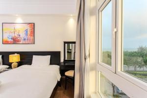 Seavitel Danang Beach Hotel