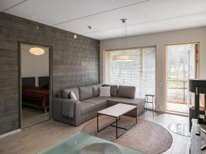 Holiday Home Tunturinlaita d 4 by Interhome