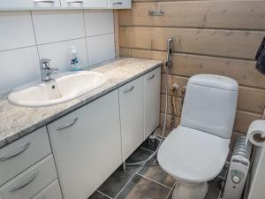 Holiday Home Kesärinne 14 by Interhome