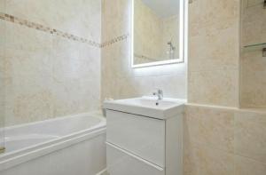 Premium 1-Bed Apartment Greenwich Fast Links to Canary Wharf