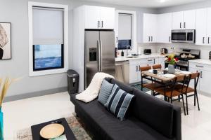 Quick NYC Access with Free Parking Two Bedrooms Near NYC