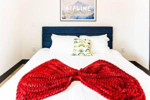 Two Bedrooms with Free Parking Near NYC