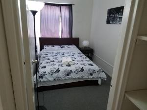 Spacious 2-Bedroom Apartment NYC-10 mins away