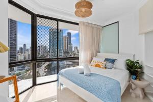 River View Escape Walk to Beach