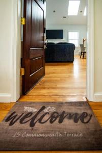 Spacious Coastal Townhome Deck and Parking