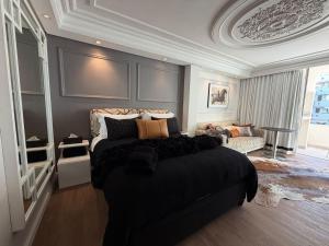 Dolce Vita Safari Suite