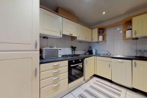 Luxury Canary Wharf Apt Peaceful Riverside