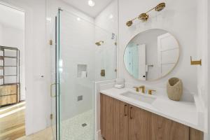 Cypress Dunes Luxury Home | Infinity Pool | Sleeps 11