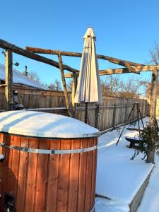 Jotaferien Transylvanian Shepherdhut with jacuzzi