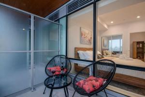 Kensington 2 King Bed Skyline Gym UG Parking