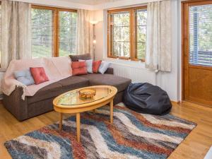 Holiday Home Karhunvartijan pirtti c1 by Interhome