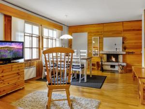 Holiday Home Saariseläntie 8 f 6 by Interhome