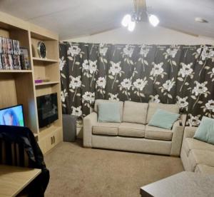 Dove Close 21 Static Caravan Hoburne Devon Bay