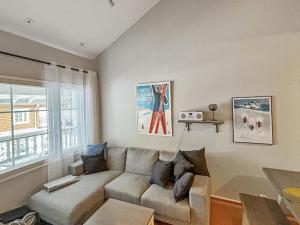 Holiday Home Aquahovi b5 by Interhome