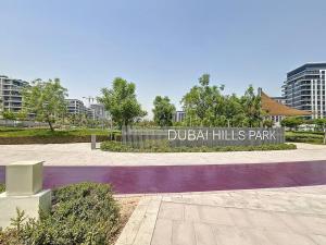 Vacationer Holiday Homes l Upgraded 2 Bed with Luxe Finishes l Close to Dubai Hills Mall