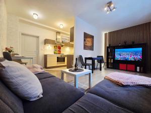 Cozy 2-room apt, Parking nearby