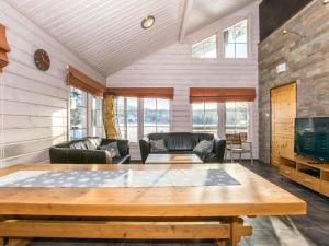 Holiday Home Aurinko-saaga 4 paritalo by Interhome