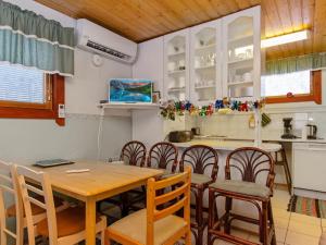 Holiday Home Kulma-alpit b paritalon alak by Interhome