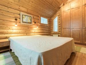 Holiday Home Sateenkaari mökki by Interhome