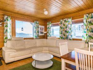 Holiday Home Alppikylä 3a paritalo by Interhome