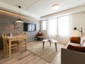 Holiday Home Skisuite 310 by Interhome