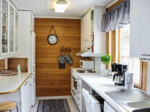 Holiday Home Iso kiiruna by Interhome