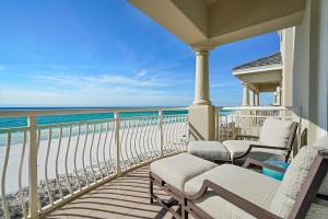 Grandview 403 - 2-Story Beachfront Condo with Ocean Views, Direct Beach Access & Shared Pool