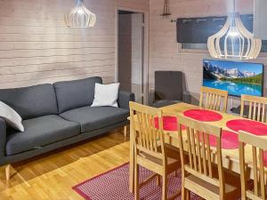 Holiday Home Rukan salmenhovi by Interhome