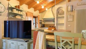 Tirano Living - Adda 38