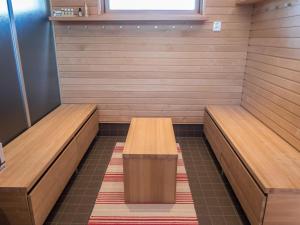 Holiday Home Holy lake rantasauna by Interhome