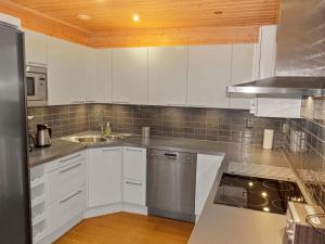 Holiday Home Tiera by Interhome