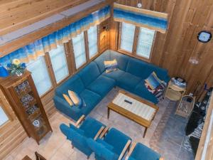 Holiday Home Lauri 4 iso by Interhome