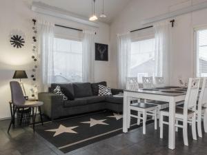 Holiday Home Keskuskuja b4 by Interhome