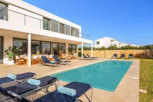 Villa Bonavista by Villa Plus