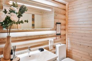 Woodland Retreat Lodge