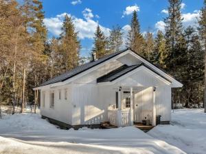 Holiday Home Huvikumpu by Interhome