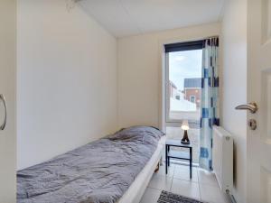 Apartment Paula - 2-3km from the sea by Interhome