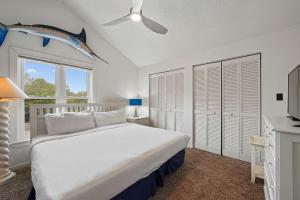 Hidden Dunes 209 - Near the Beach with Shared Amenities & Community Pool