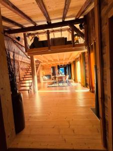 Authentique Chalet Cosy dominant le Plateau de Solaison